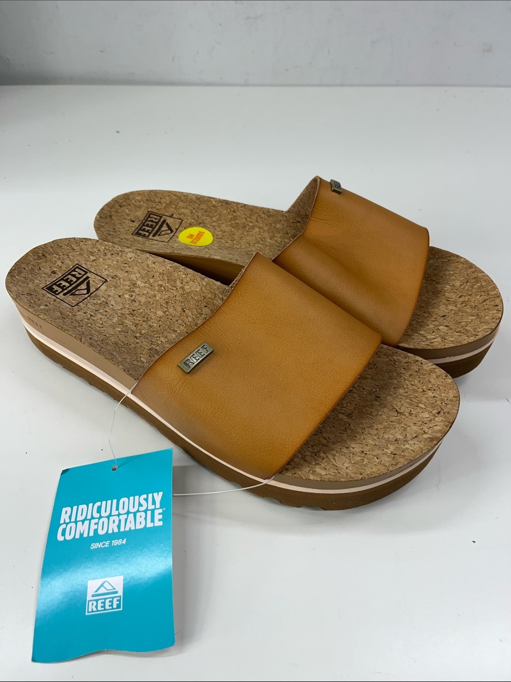 NWT Reef Cushion Scout Hi in Brown Size 8